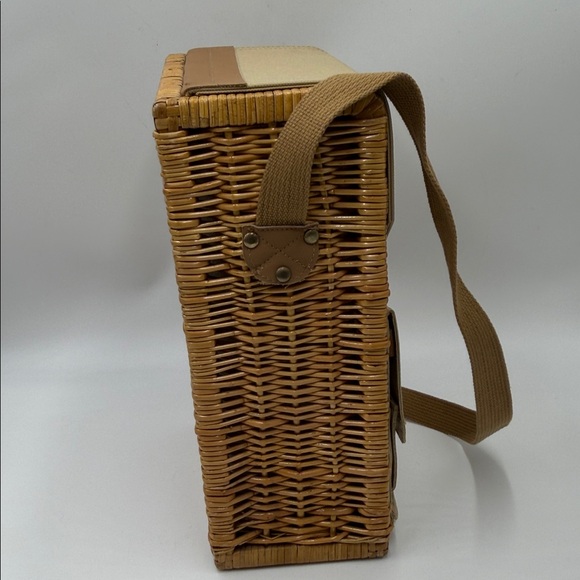 Picnic Basket Tote Bag, Gift for Wine Lover, Beige - Picture 4 of 9